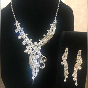 Gorgeous Rhinestone Necklace and Earrings